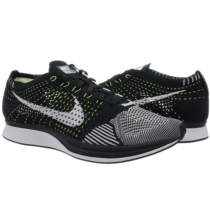 flyknit racer running